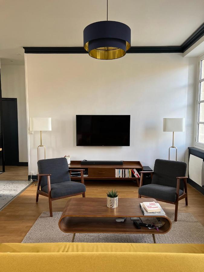 Bright Apt 70M2 In Bayeux Historic Center W Pkg Exterior photo