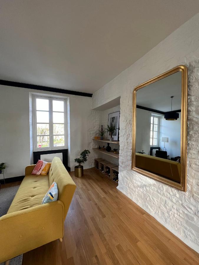 Bright Apt 70M2 In Bayeux Historic Center W Pkg Exterior photo