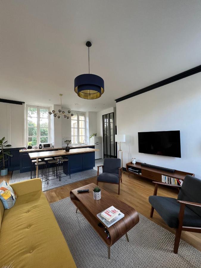 Bright Apt 70M2 In Bayeux Historic Center W Pkg Exterior photo